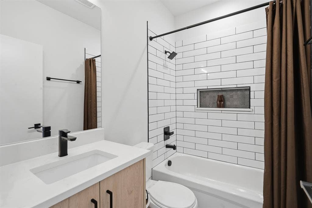 1525 Pecos, #102, Dallas, TX 75204 1525 Pecos, #102, Dallas, TX 75204
