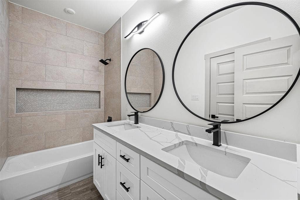 2201 Christine Drive, Granbury, TX 76048 2201 Christine Drive, Granbury, TX 76048