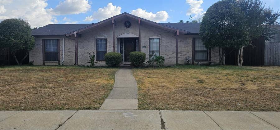 Property photo for 1806 Goliad Drive, Garland, TX