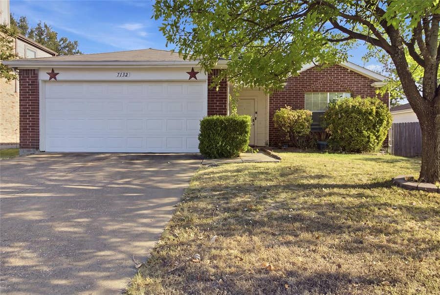 Property photo for 7132 Lanyon Drive, Dallas, TX