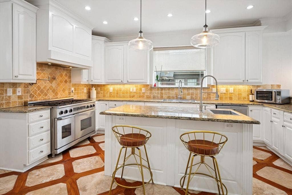 5909 Goliad Avenue, Dallas, TX 75206 5909 Goliad Avenue, Dallas, TX 75206