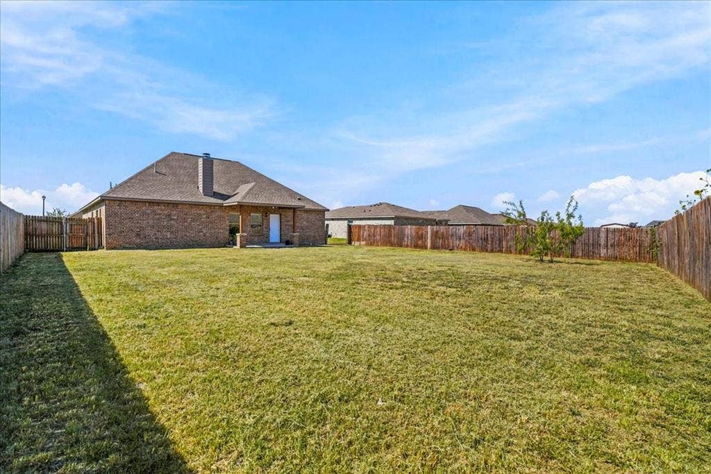 109 Springleaf Lane, Mabank, TX 75147 109 Springleaf Lane, Mabank, TX 75147