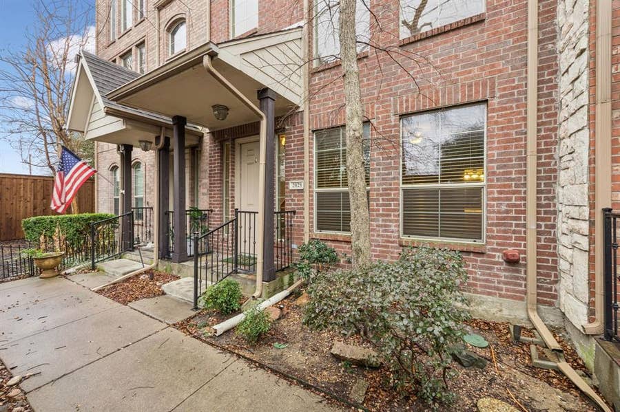 Property photo for 2028 N Haskell Avenue, Dallas, TX
