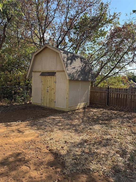 3510 Gerry Drive, Granbury, TX 76049 3510 Gerry Drive, Granbury, TX 76049
