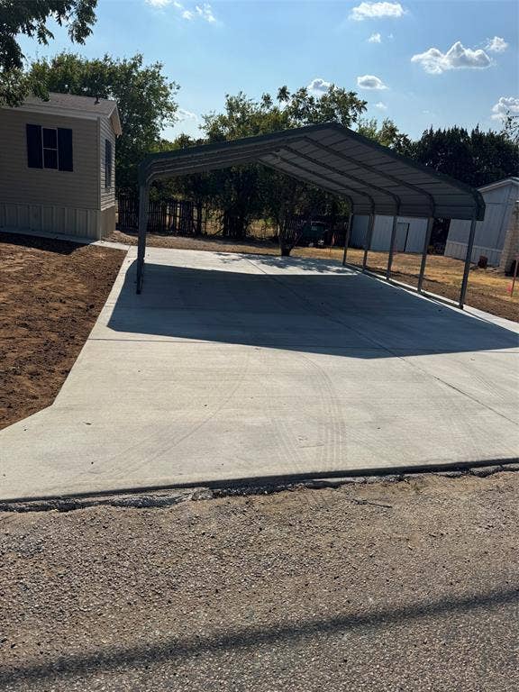 3510 Gerry Drive, Granbury, TX 76049 Carport