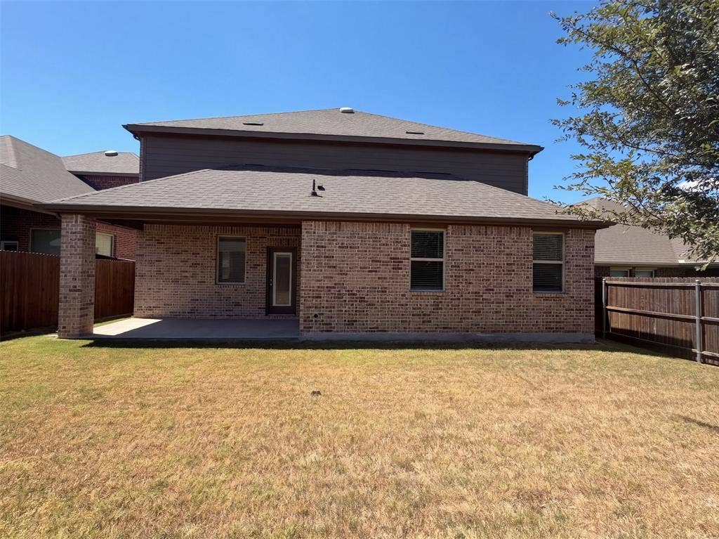 2929 Log Cabin Drive, Celina, TX 75009 2929 Log Cabin Drive, Celina, TX 75009