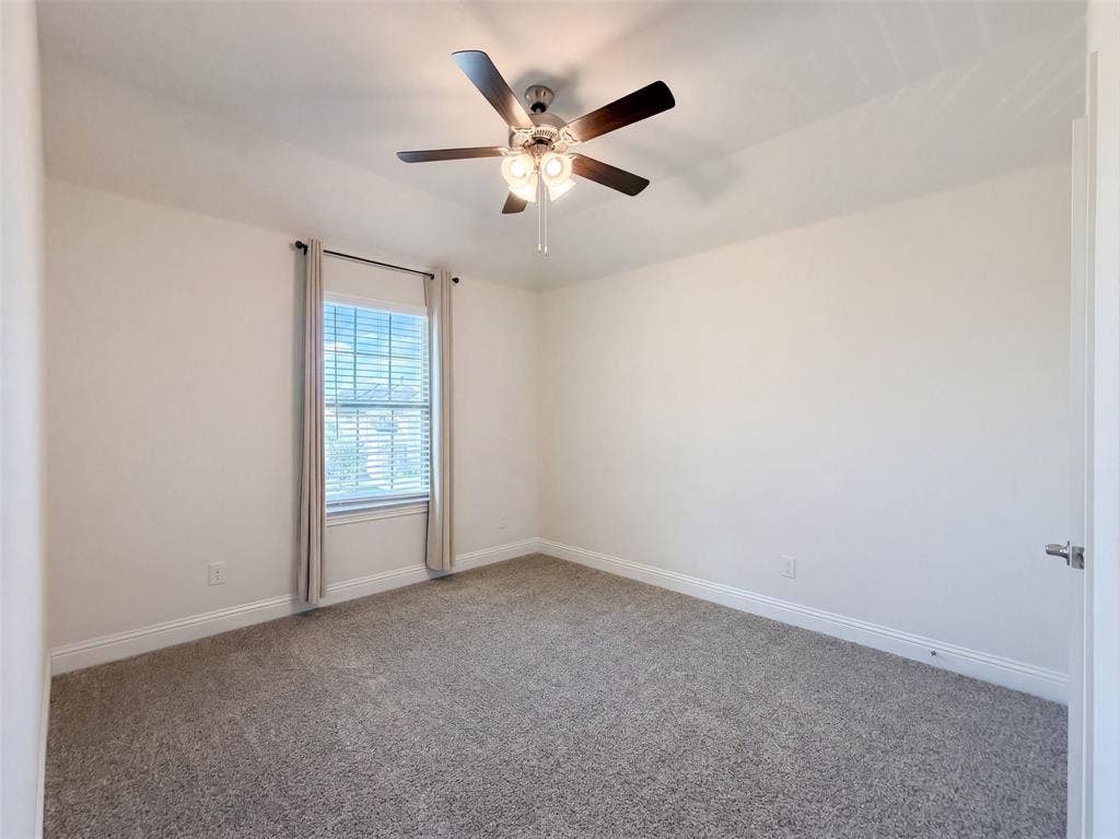 2929 Log Cabin Drive, Celina, TX 75009 2929 Log Cabin Drive, Celina, TX 75009