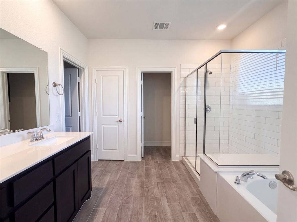 2929 Log Cabin Drive, Celina, TX 75009 2929 Log Cabin Drive, Celina, TX 75009