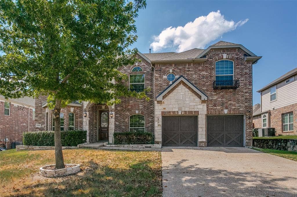 3604 Flowing Way, Plano, TX 75074 3604 Flowing Way, Plano, TX 75074