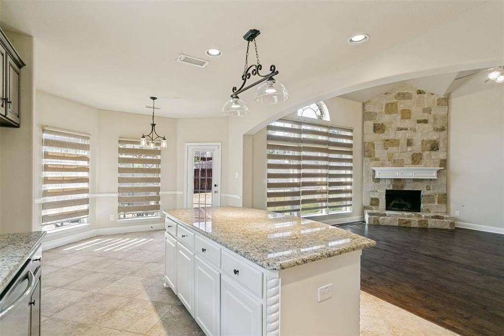 3604 Flowing Way, Plano, TX 75074 3604 Flowing Way, Plano, TX 75074