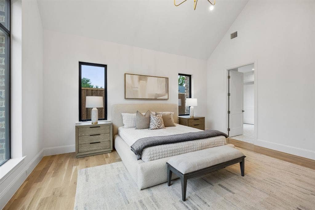 10128 Coppedge Lane, Dallas, TX 75229 10128 Coppedge Lane, Dallas, TX 75229