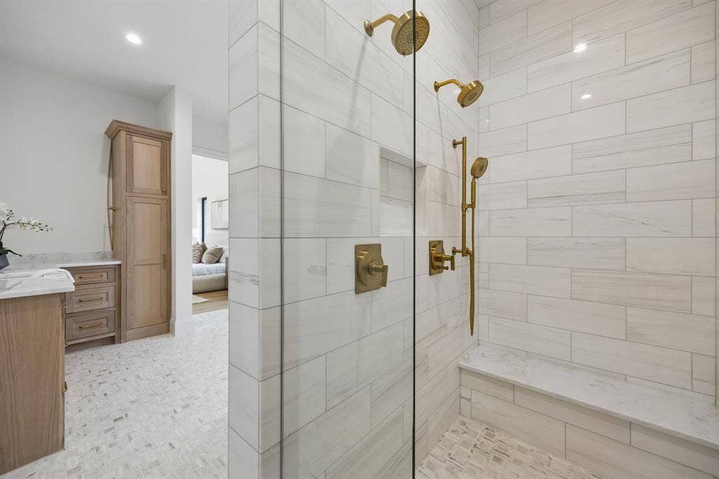 10128 Coppedge Lane, Dallas, TX 75229 10128 Coppedge Lane, Dallas, TX 75229