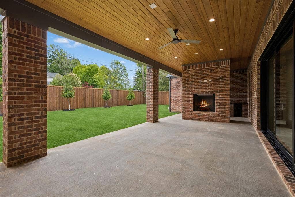 10128 Coppedge Lane, Dallas, TX 75229 10128 Coppedge Lane, Dallas, TX 75229