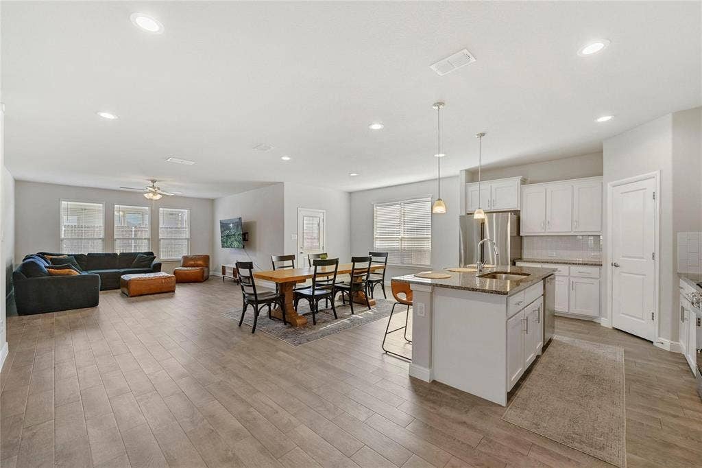 821 Shepperton Way, Fort Worth, TX 76247 No furniture