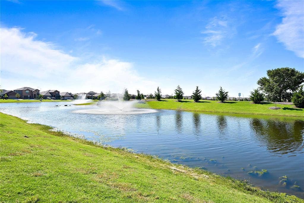 821 Shepperton Way, Fort Worth, TX 76247 Property view of water