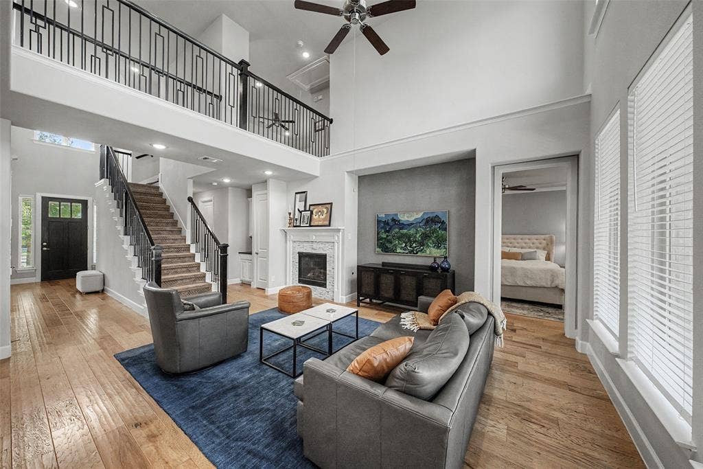 8229 Plumbago Way, Dallas, TX 75252 8229 Plumbago Way, Dallas, TX 75252