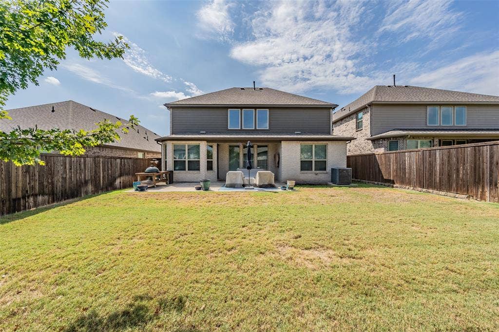 8229 Plumbago Way, Dallas, TX 75252 8229 Plumbago Way, Dallas, TX 75252