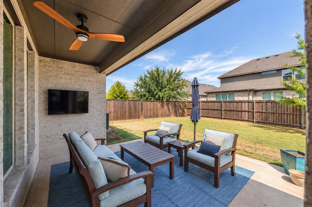 8229 Plumbago Way, Dallas, TX 75252 8229 Plumbago Way, Dallas, TX 75252