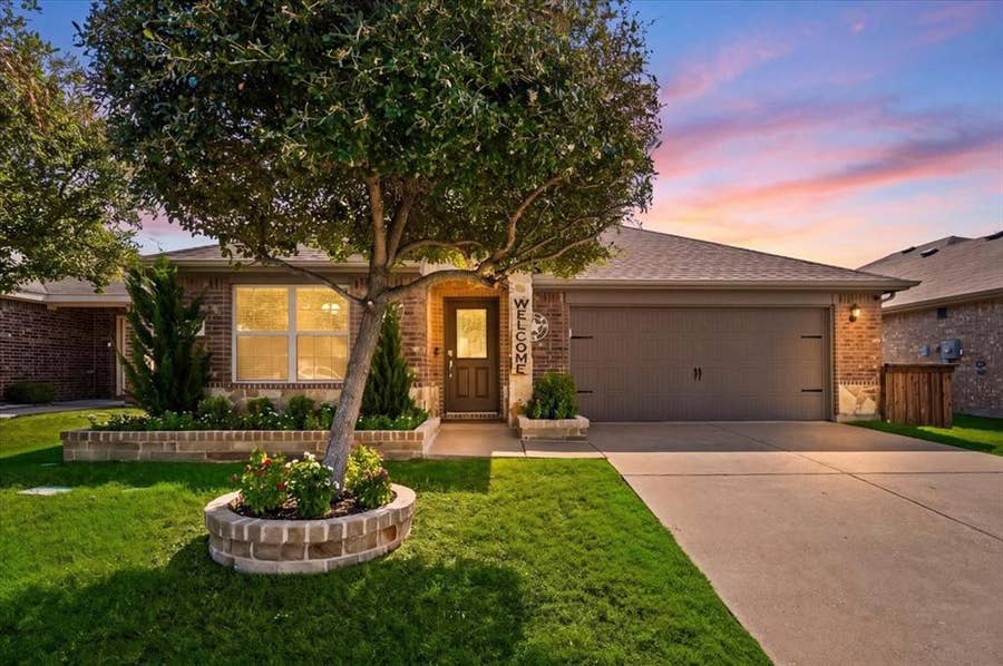 Property photo for 2225 Torch Lake Drive, Forney, TX