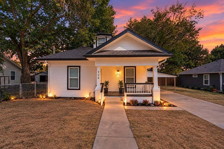 Property photo for 906 N Catherine Street, Terrell, TX