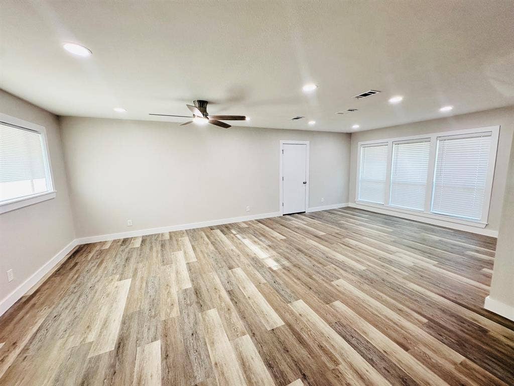 2116 Pinecrest Drive, Tyler, TX 75701