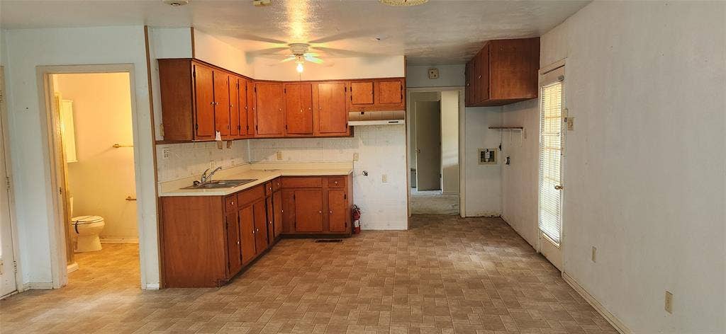 6184 Cherokee Trail, Mabank, TX 75156 6184 Cherokee Trail, Mabank, TX 75156