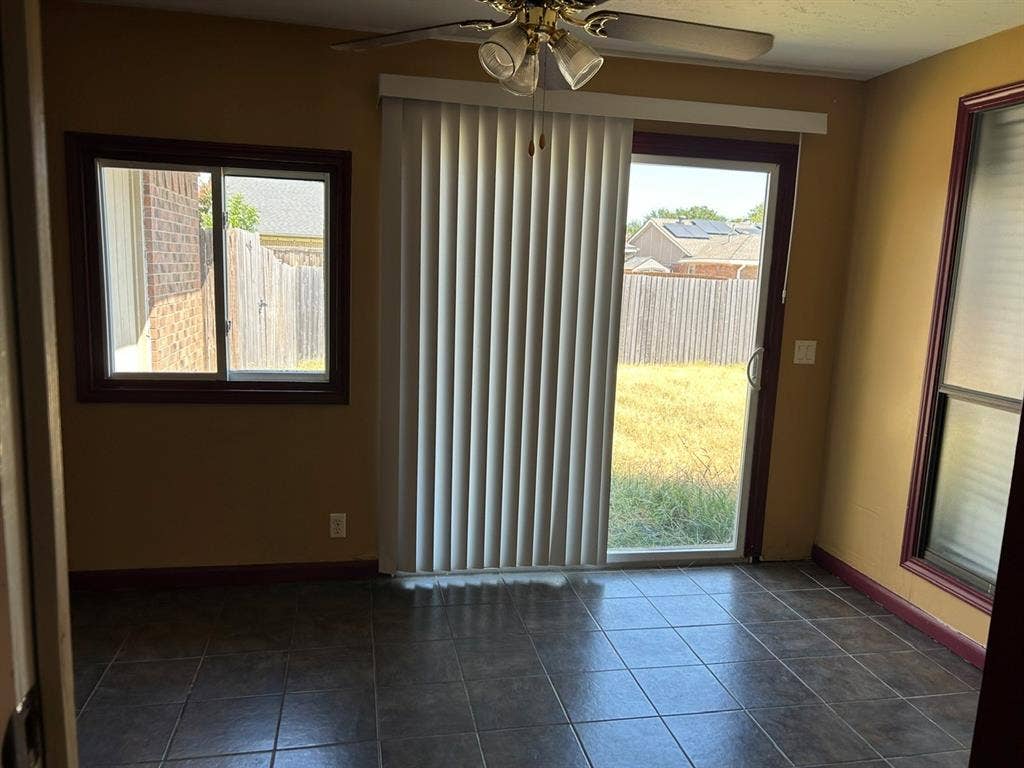 1125 Glyndon Drive, Plano, TX 75023 1125 Glyndon Drive, Plano, TX 75023