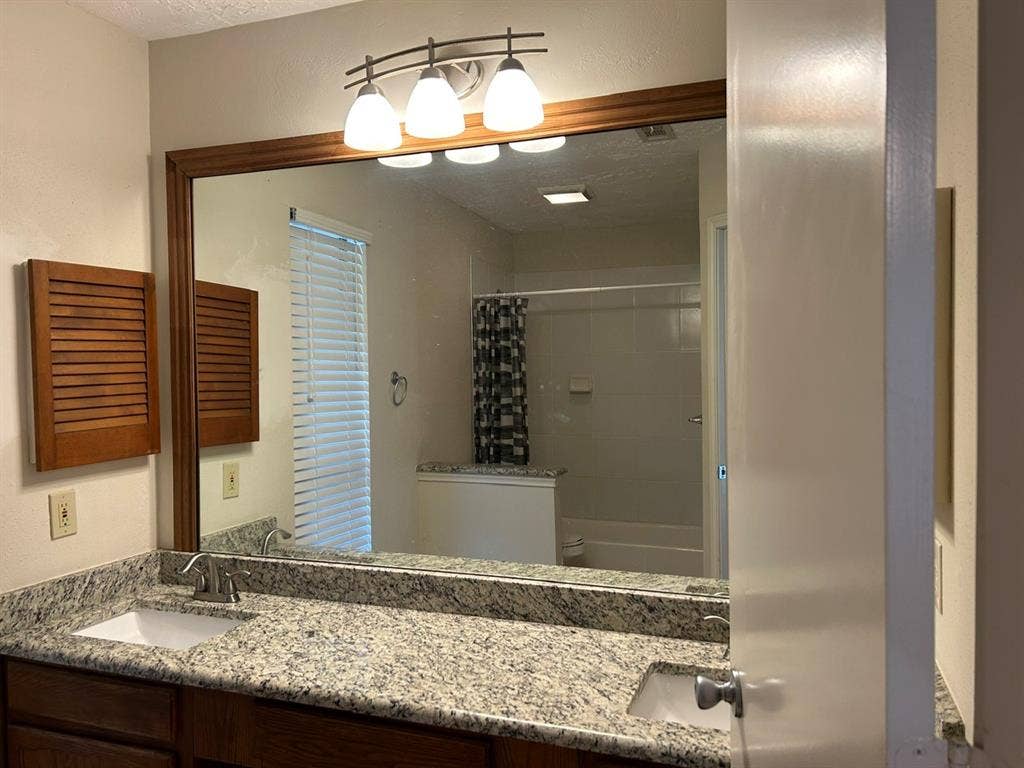 1125 Glyndon Drive, Plano, TX 75023 1125 Glyndon Drive, Plano, TX 75023