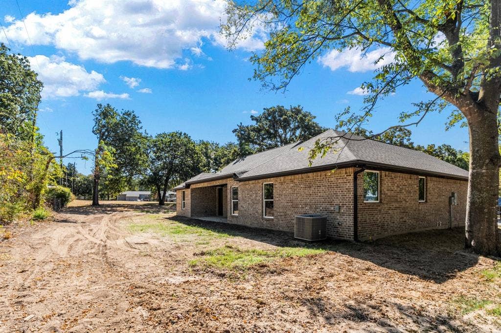 128 Autumn Wood Trail, Gun Barrel City, TX 75156 128 Autumn Wood Trail, Gun Barrel City, TX 75156