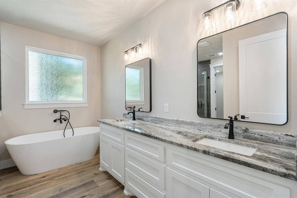 128 Autumn Wood Trail, Gun Barrel City, TX 75156 128 Autumn Wood Trail, Gun Barrel City, TX 75156