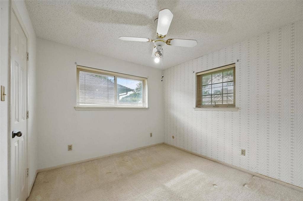 9719 Amberley Drive, Dallas, TX 75243 9719 Amberley Drive, Dallas, TX 75243