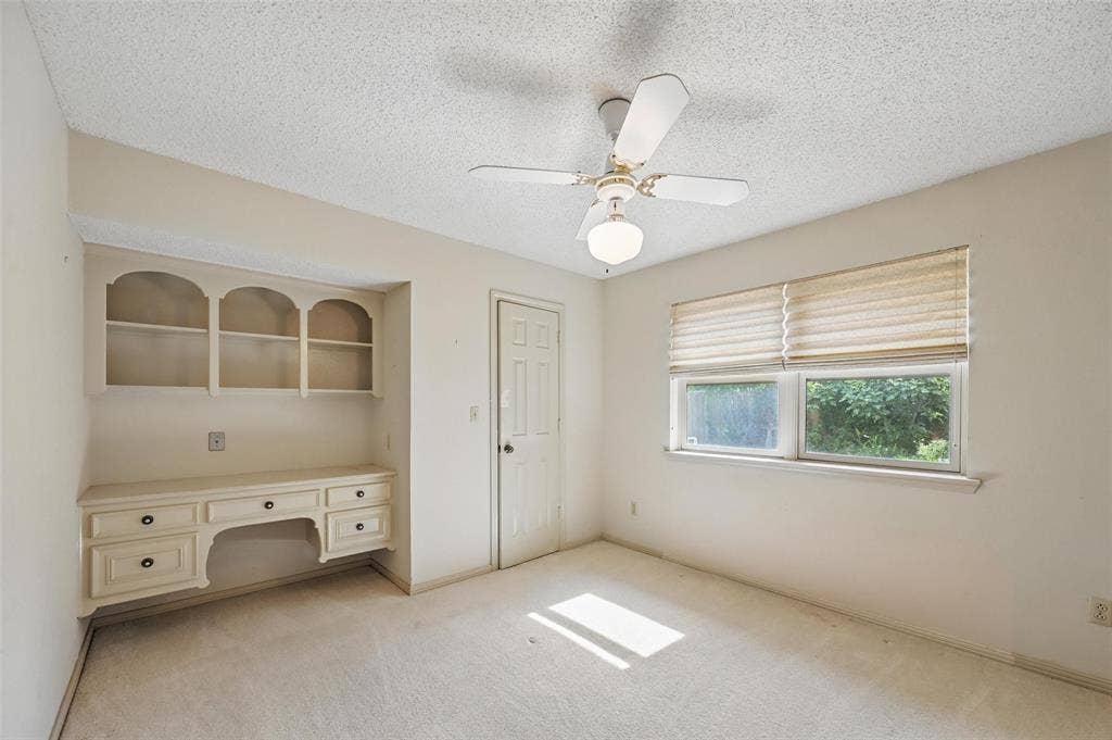 9719 Amberley Drive, Dallas, TX 75243 9719 Amberley Drive, Dallas, TX 75243