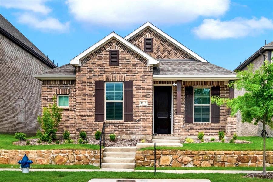 Property photo for 1513 Big Sky Lane, Garland, TX