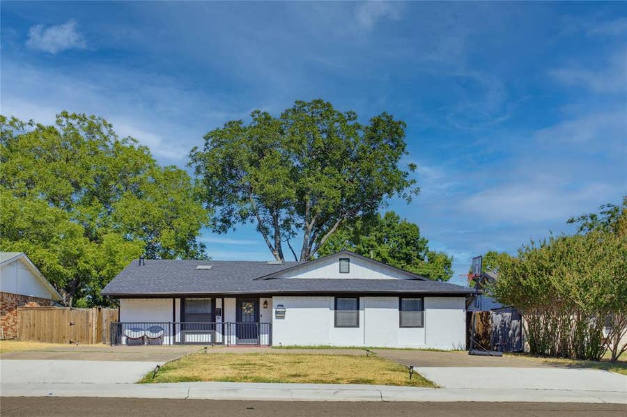 Property photo for 1405 Judy Drive, Plano, TX