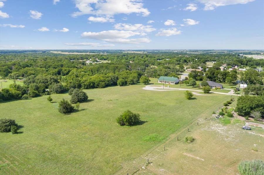 Property photo for 108 Brown Drive, Bruceville Eddy, TX