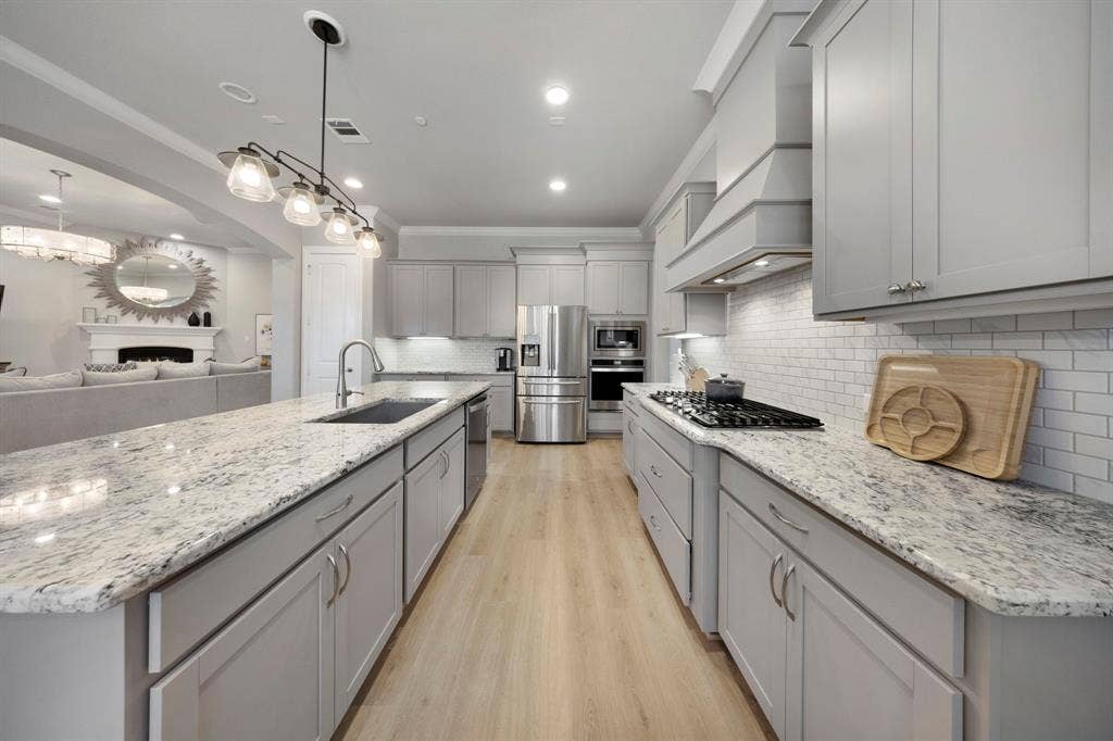 8613 Shallowford Lane, McKinney, TX 75070 8613 Shallowford Lane, McKinney, TX 75070