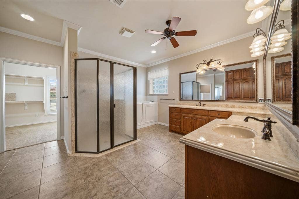 811 Amherst Drive, Waxahachie, TX 75165 811 Amherst Drive, Waxahachie, TX 75165