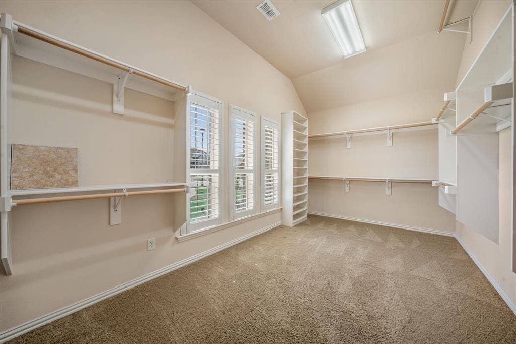 811 Amherst Drive, Waxahachie, TX 75165 811 Amherst Drive, Waxahachie, TX 75165