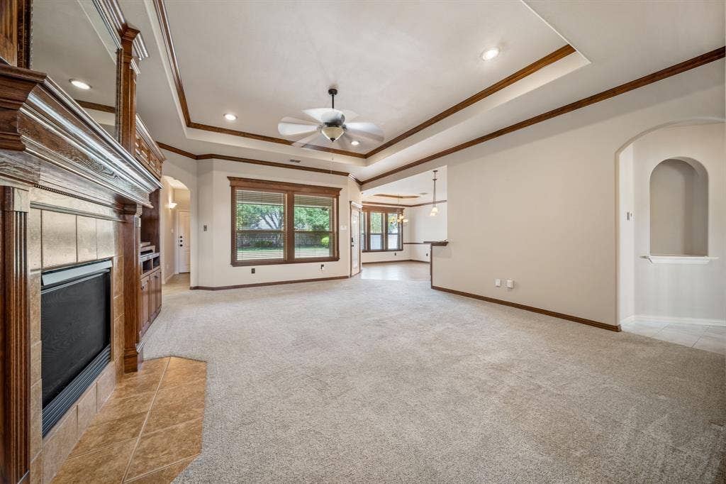 811 Amherst Drive, Waxahachie, TX 75165 811 Amherst Drive, Waxahachie, TX 75165
