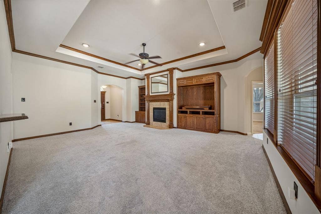 811 Amherst Drive, Waxahachie, TX 75165 811 Amherst Drive, Waxahachie, TX 75165