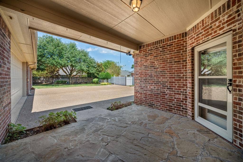 811 Amherst Drive, Waxahachie, TX 75165 811 Amherst Drive, Waxahachie, TX 75165