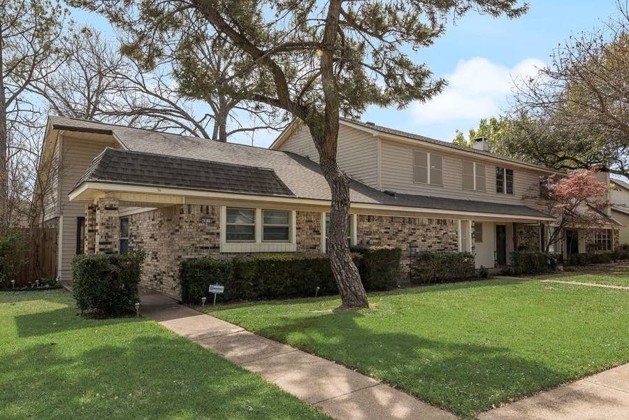 Property photo for 4816 Redwood Drive, Garland, TX