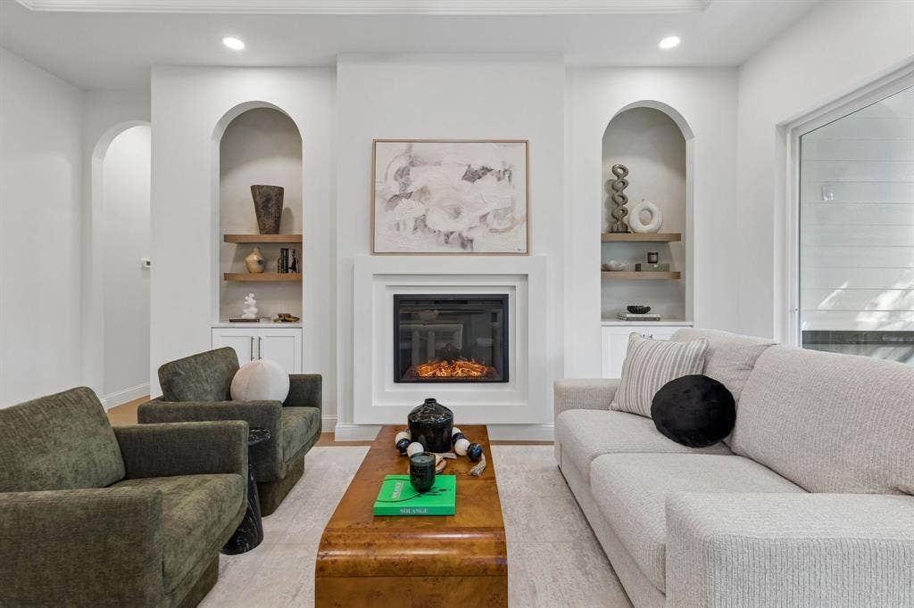 202 Rosa Street, Waxahachie, TX 75165 202 Rosa Street, Waxahachie, TX 75165