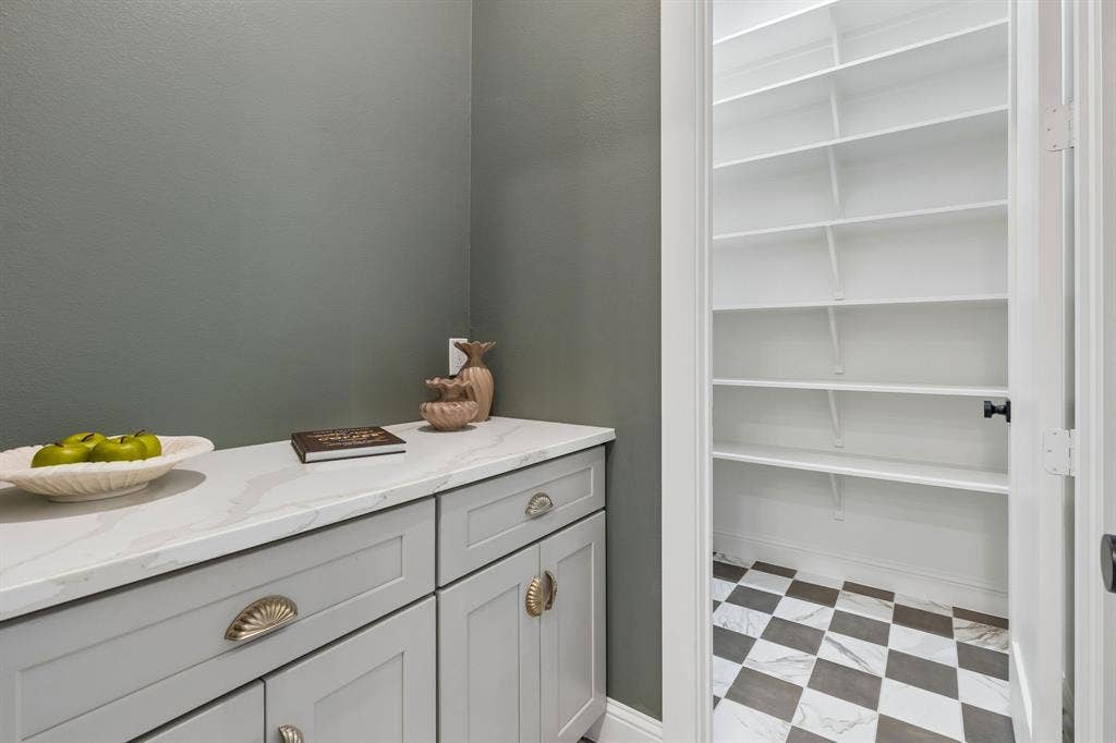 202 Rosa Street, Waxahachie, TX 75165 202 Rosa Street, Waxahachie, TX 75165