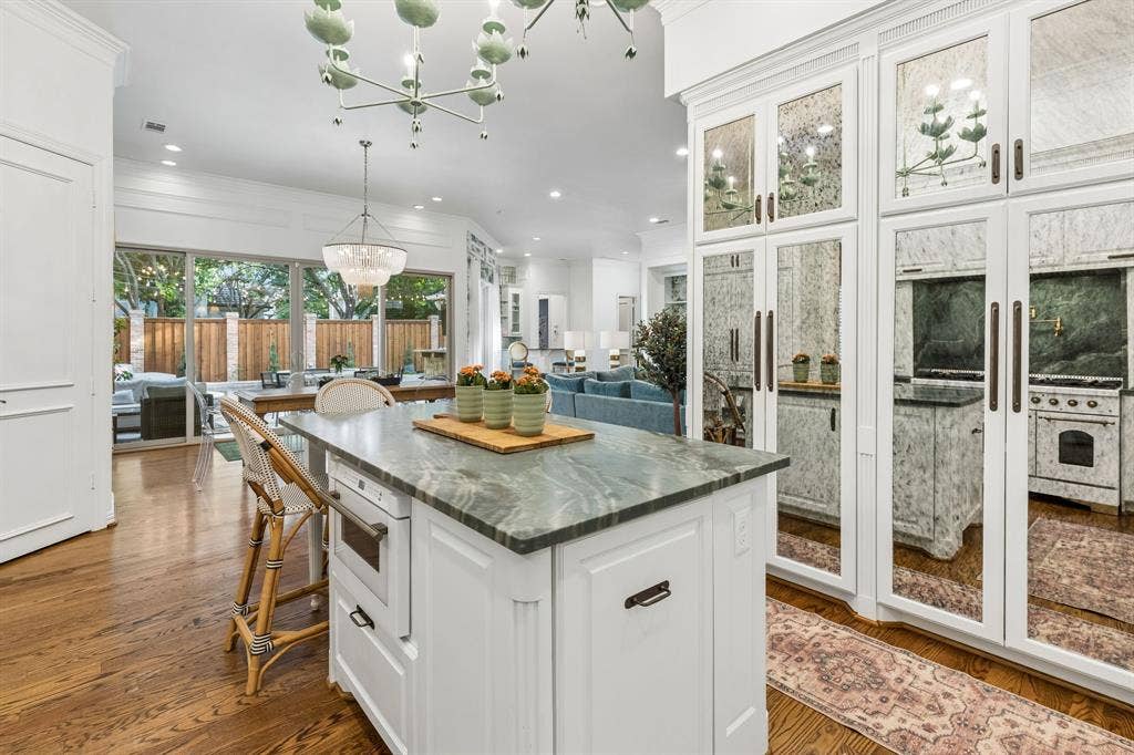 1401 Eastwick Lane, Plano, TX 75093