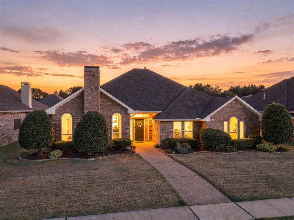 2416 Redfield Drive, Plano, TX 75025