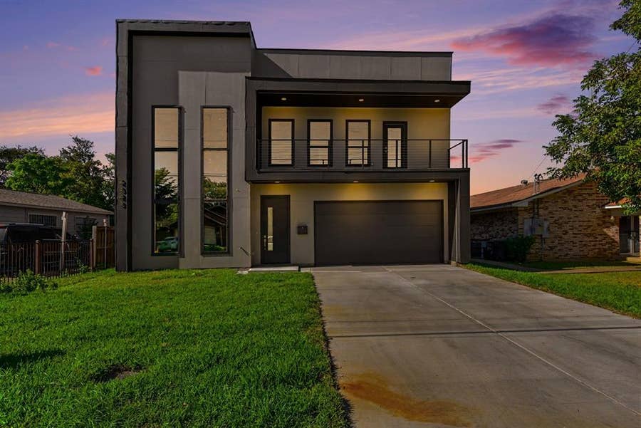 Property photo for 2323 Wilhurt Avenue, Dallas, TX
