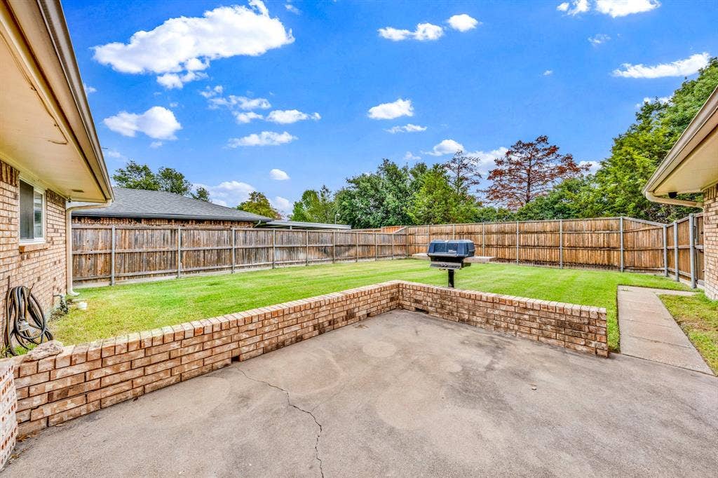 1606 Clear Point Drive, Garland, TX 75041 1606 Clear Point Drive, Garland, TX 75041