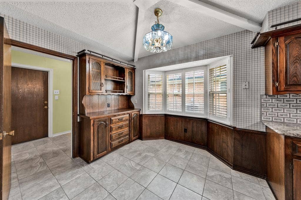 1606 Clear Point Drive, Garland, TX 75041 1606 Clear Point Drive, Garland, TX 75041