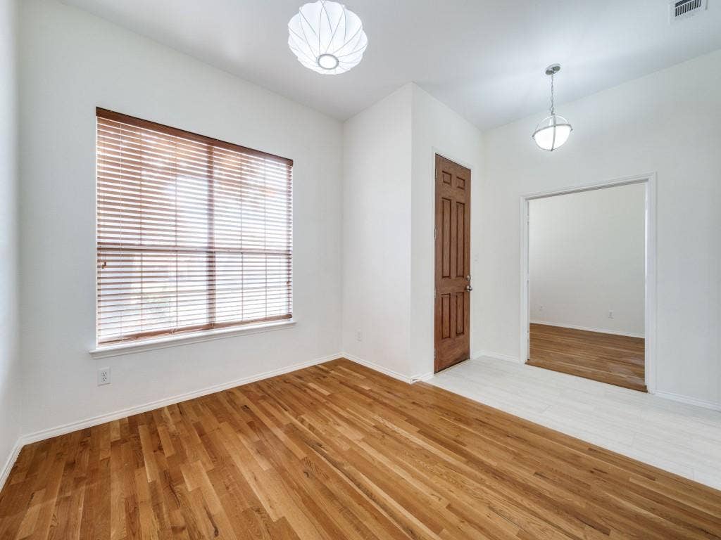 6551 Fairlawn Drive, Frisco, TX 75035 Separate living or dining room located just inside the front entry